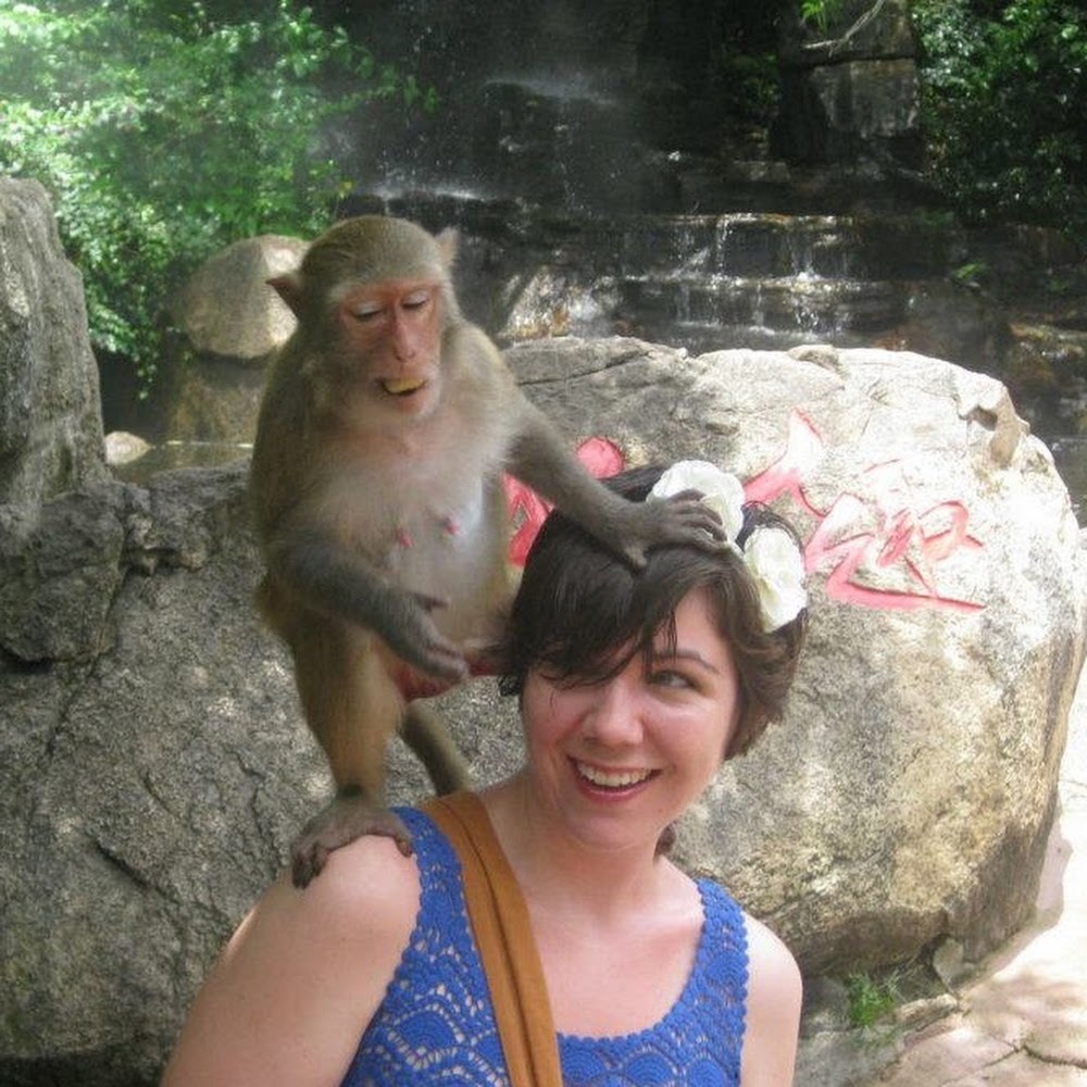 Meet your Posher, Elizabeth